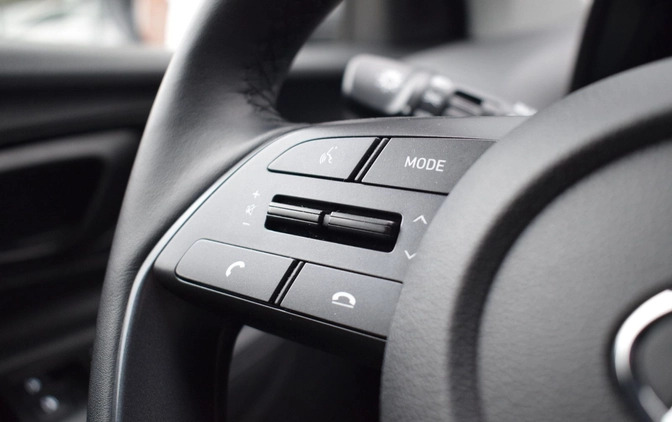Hyundai Bayon cena 94900 przebieg: 7500, rok produkcji 2023 z Maków Mazowiecki małe 596